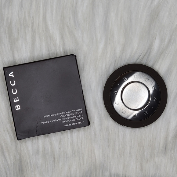 BECCA Shimmering Highlighter Chocolate Geode NIB - Picture 8 of 13